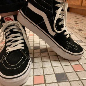 Vans Sk8-Hi Shoe EUC Womens Size 7 Mens Size 5.5